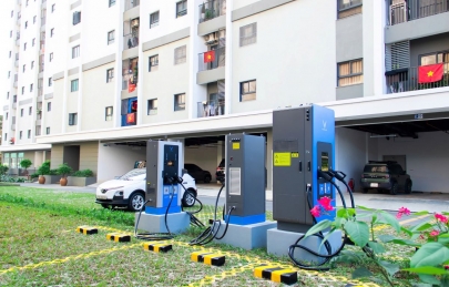 CHÍNH THỨC KÍCH HOẠT TRẠM SẠC Ô TÔ ĐIỆN NGOÀI TRỜI TRONG LÒNG KĐT ECOGARDEN